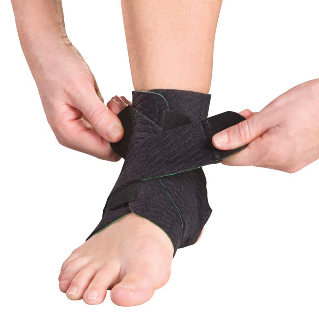 Mueller Adjustable Ankle Support - Black